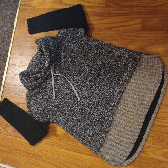 THML Gray Black Cowl Neck Drawstring Wool Blend Sweater - Picture 8 of 9